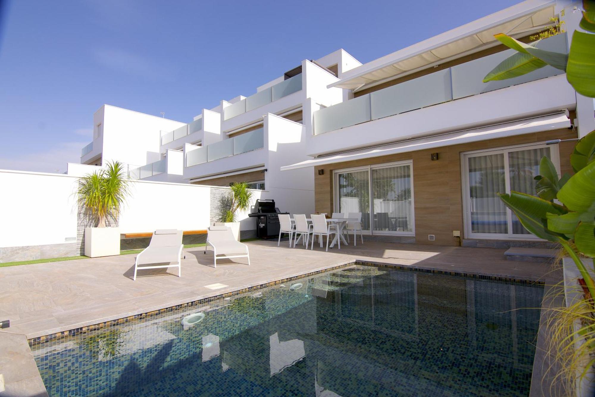 Magnifica Villa En San Pedro De Pinatar سان بيذرو ذيل بيناتا المظهر الخارجي الصورة